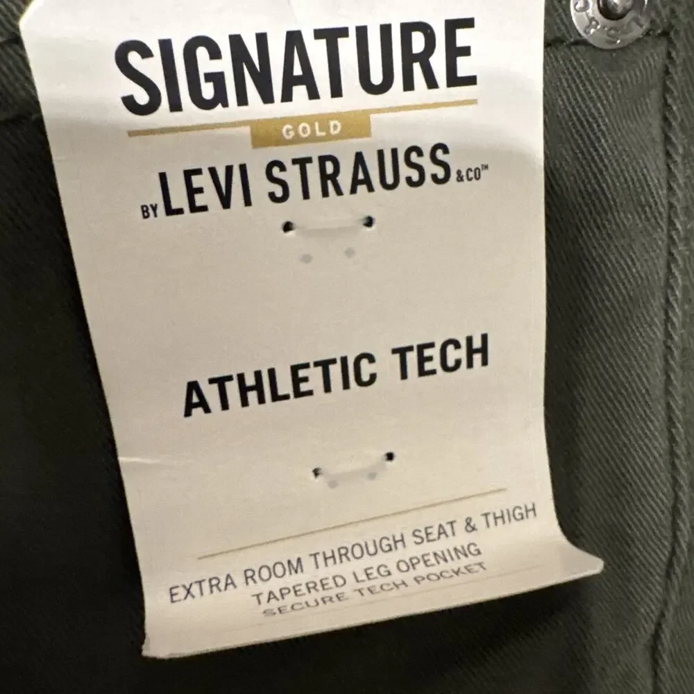 NEW Signature 34x32 Levi's Strauss & Co. Gold Label Athletic Tech Jeans Olive